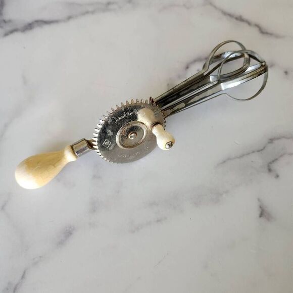 AJ Other - AJ egg mixing beater vintage hand mixer cream handle silver frame